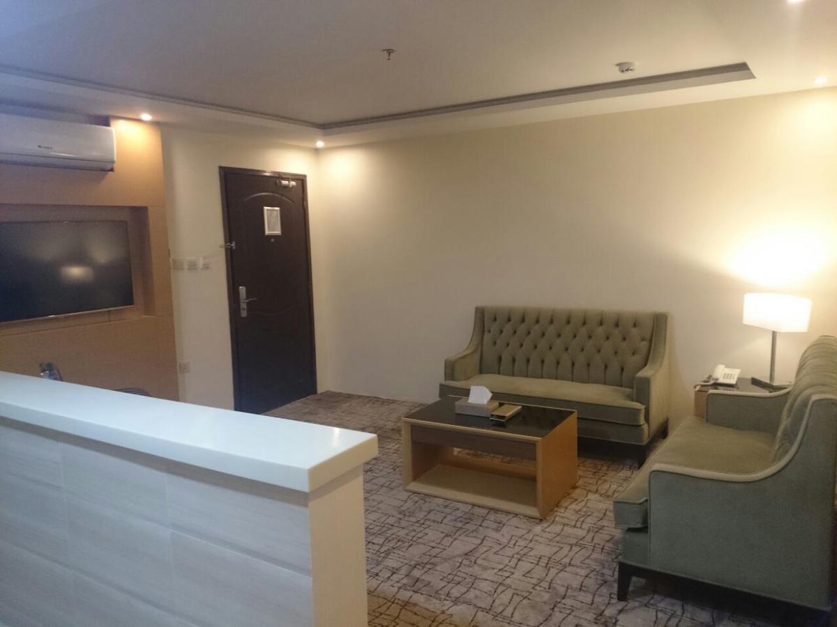 Al Jubail Lavona Inn מראה חיצוני תמונה